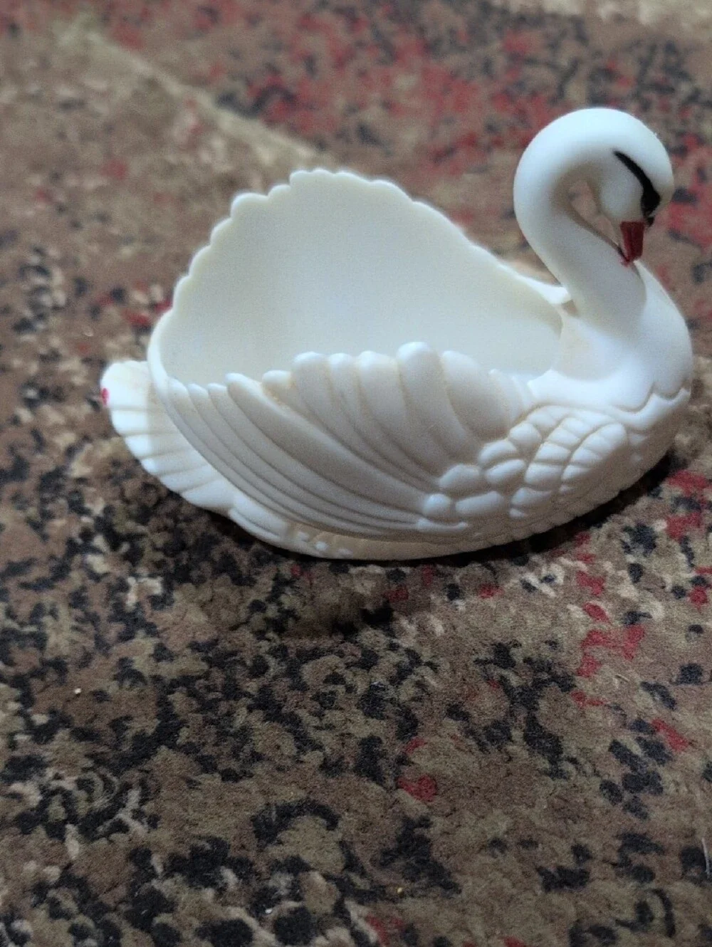 White Plastic Swan Accent Dish - Decorative Home Vase Small
